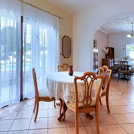 Moj Mir By Interhome بيت للعطل *