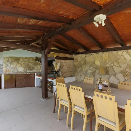 Moj Mir By Interhome