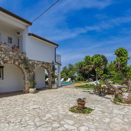 Moj Mir By Interhome Сasa de vacaciones *